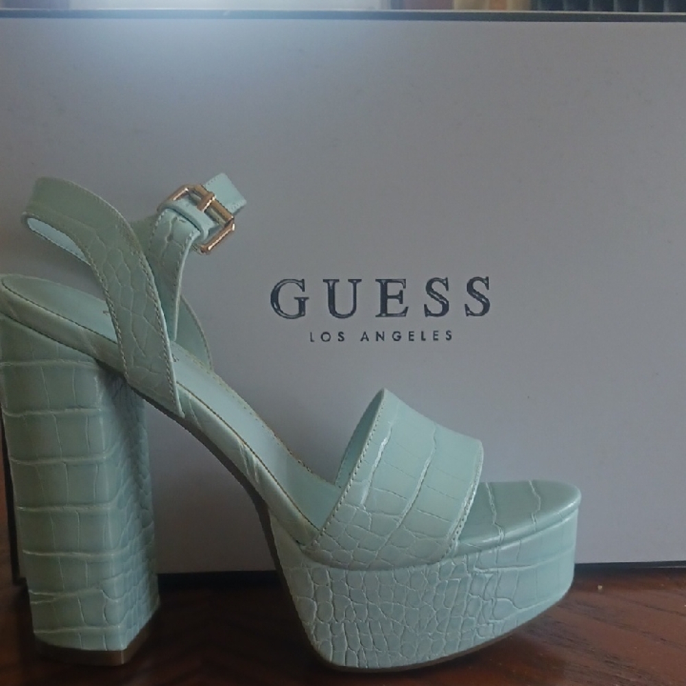 Guess Green Platform Sandals with Chunky Sole